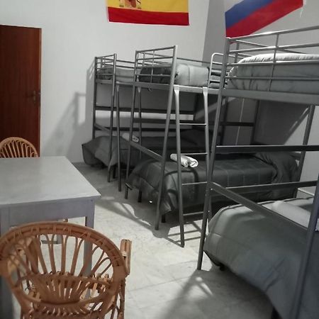Dama Hostelbb Neapol Zewnętrze zdjęcie
