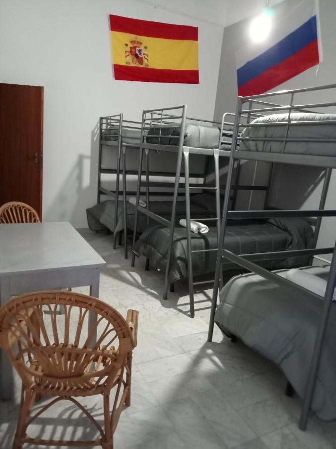 Dama Hostelbb Neapol Zewnętrze zdjęcie