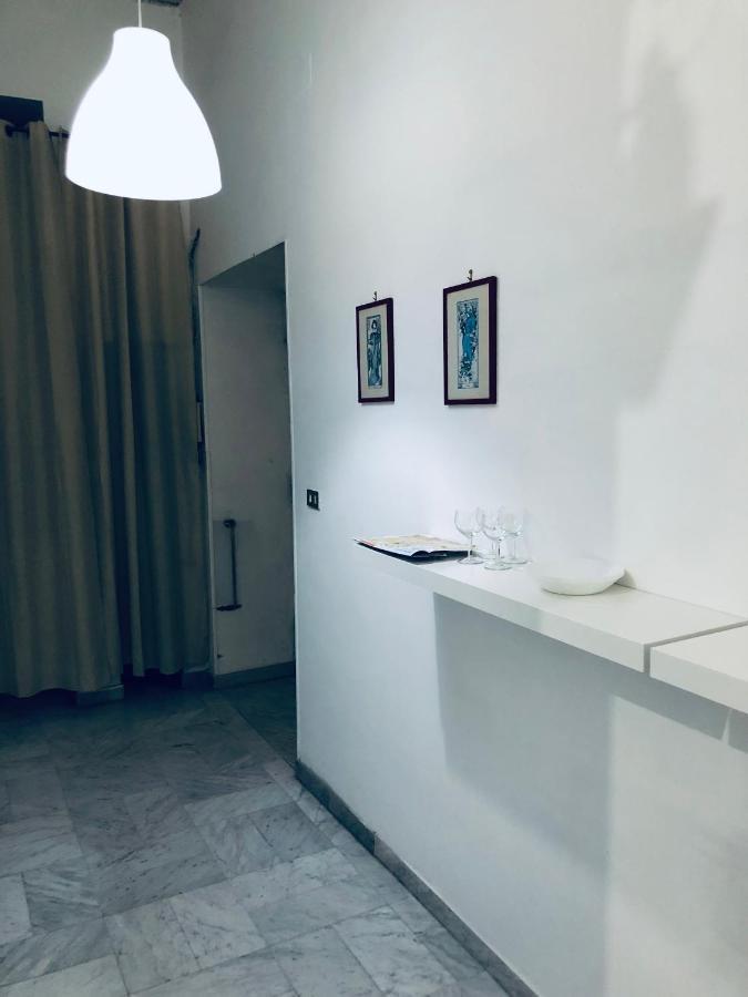 Dama Hostelbb Neapol Zewnętrze zdjęcie