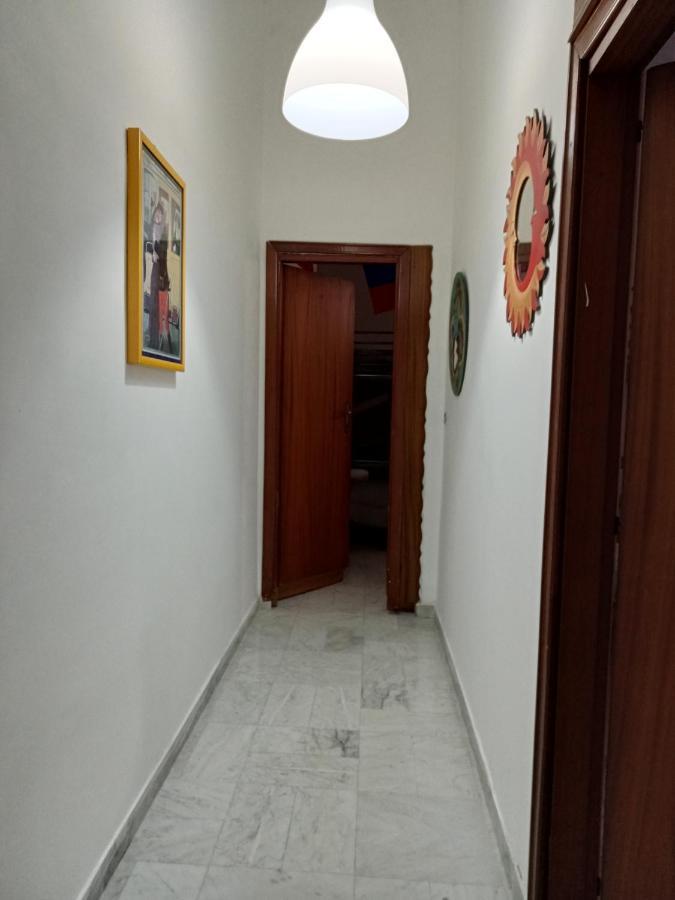 Dama Hostelbb Neapol Zewnętrze zdjęcie