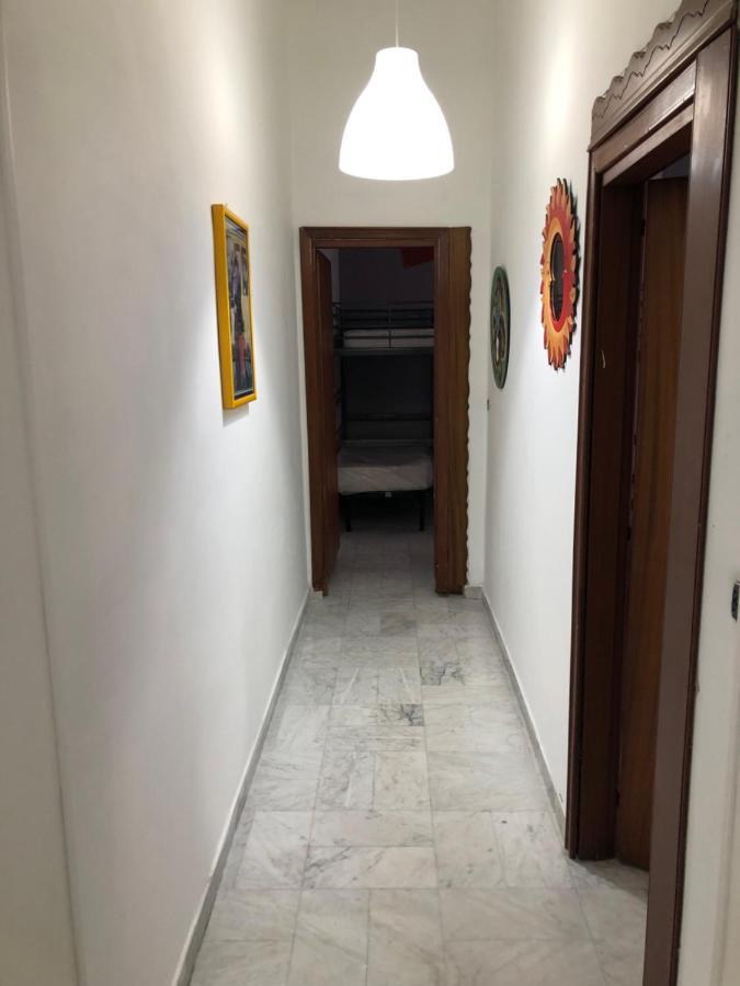 Dama Hostelbb Neapol Zewnętrze zdjęcie