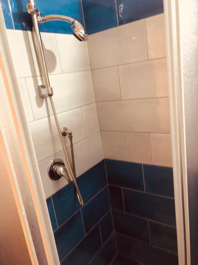 Dama Hostelbb Neapol Zewnętrze zdjęcie