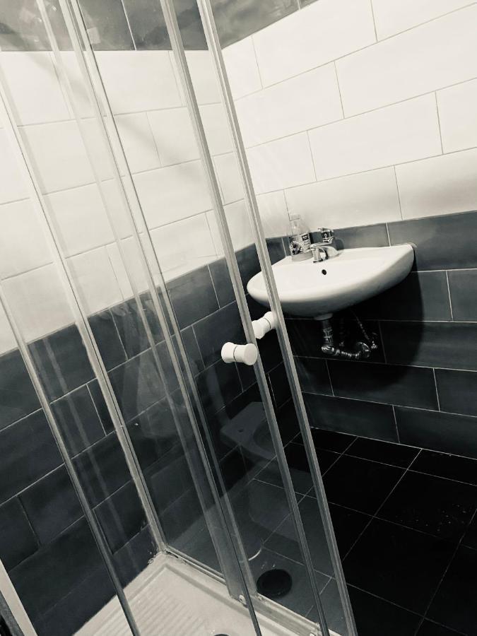 Dama Hostelbb Neapol Zewnętrze zdjęcie