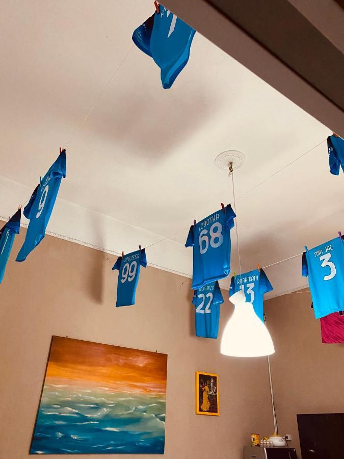 Dama Hostelbb Neapol Zewnętrze zdjęcie